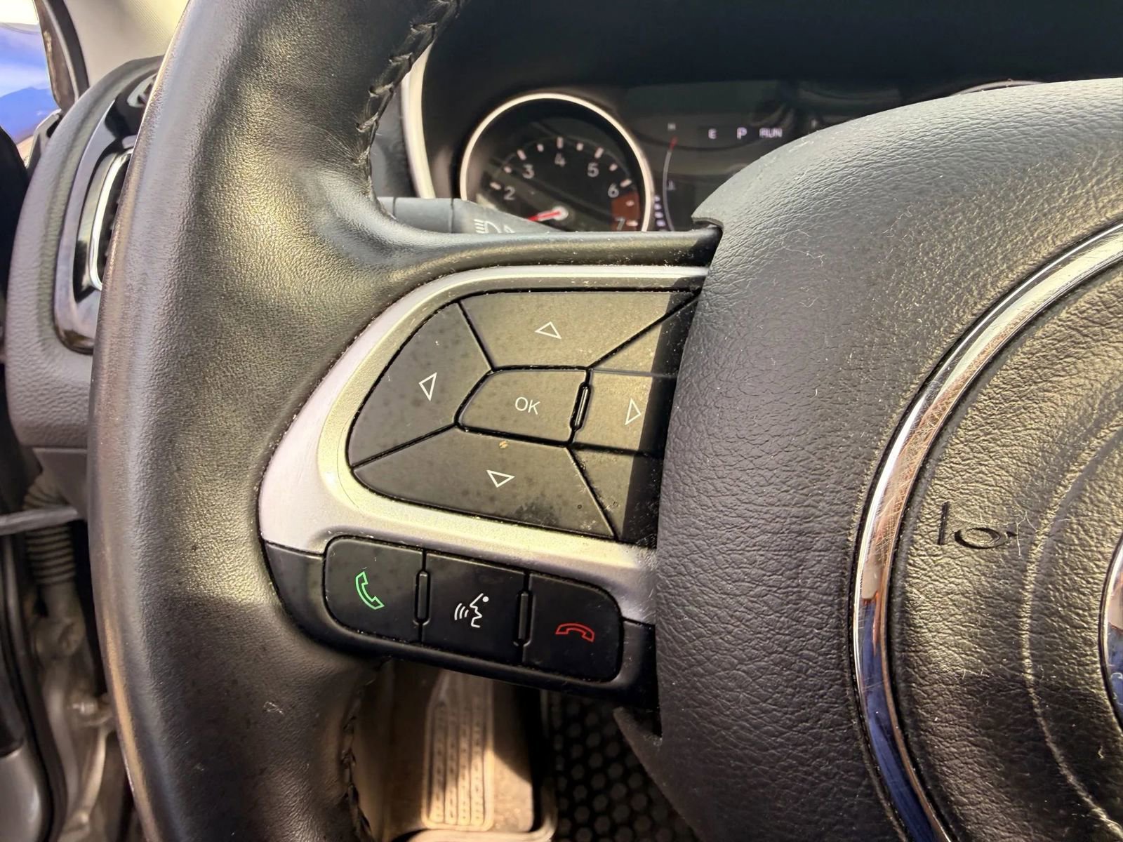 Used 2019 Jeep Compass Latitude image 14