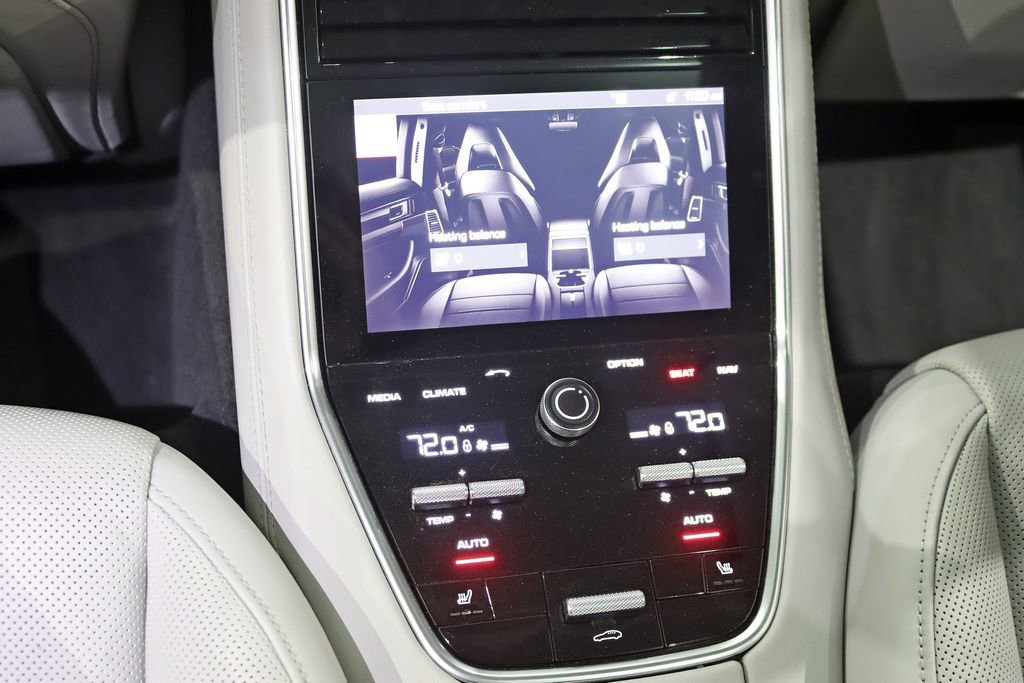 Used 2018 Porsche Panamera Turbo image 24
