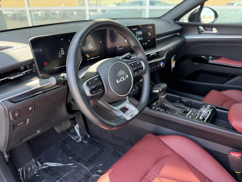 Used 2025 Kia K5 GT-Line w/ GT-Line Premium Package FWD image 30