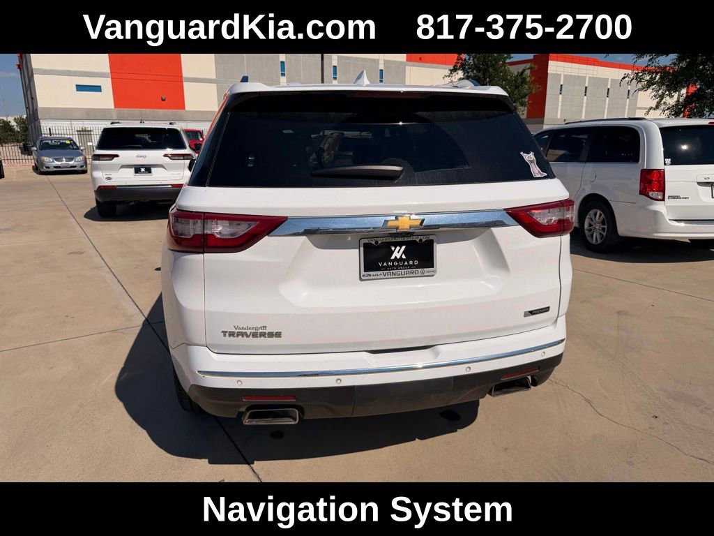 Used 2018 Chevrolet Traverse Premier w/ Driver Confidence II Package FWD image 3
