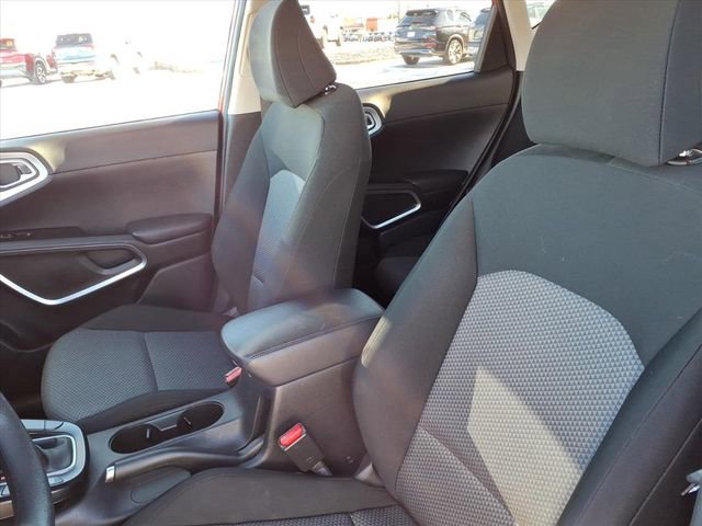 Used 2022 Kia Soul LX w/ Technology Package image 13