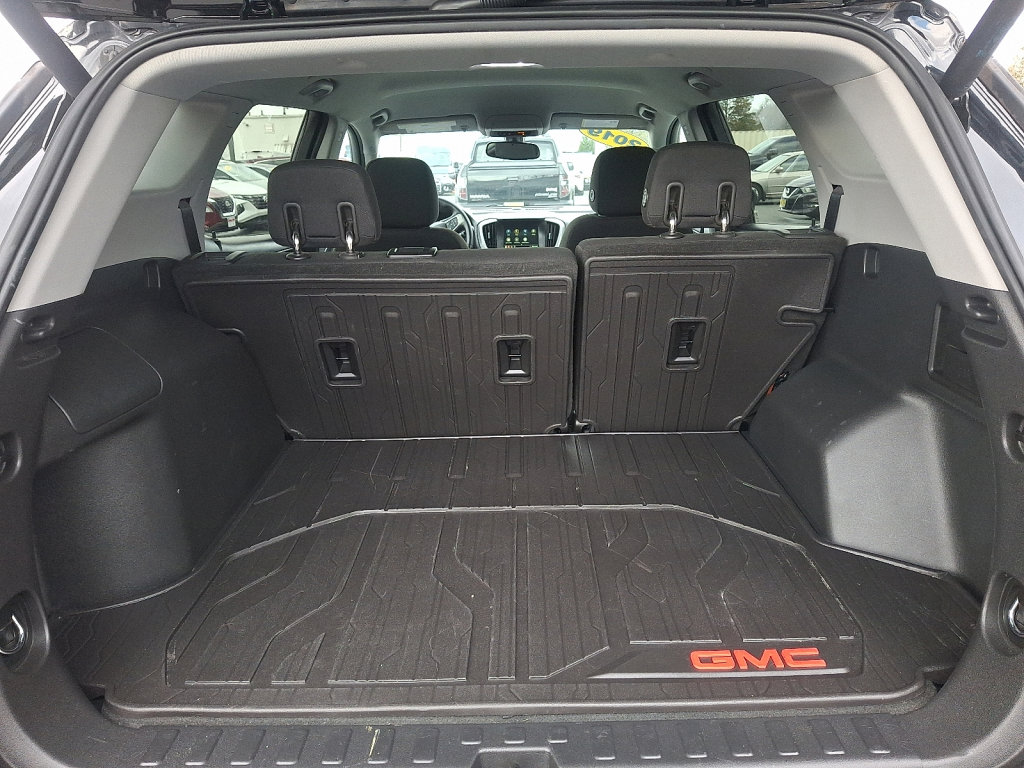 Used 2019 GMC Terrain SLE w/ Driver Convenience Package image 18