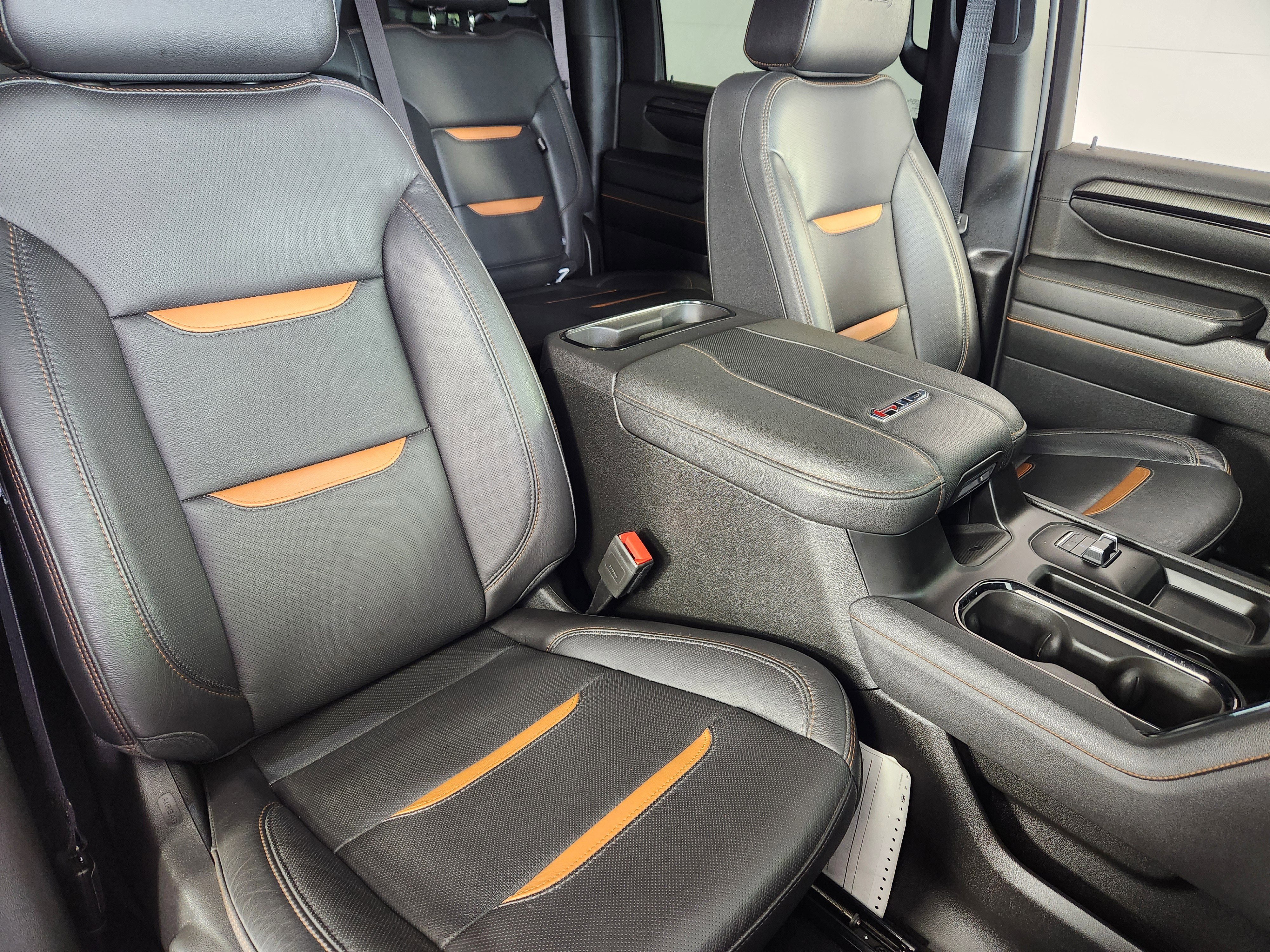 Used 2024 GMC Sierra 2500 AT4 w/ AT4 Premium Plus Package image 10