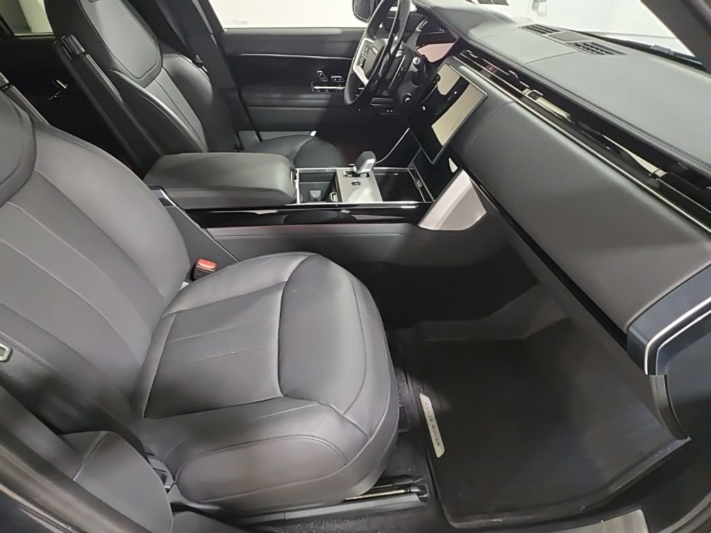 Used 2024 Land Rover Range Rover SE AWD/4WD image 23