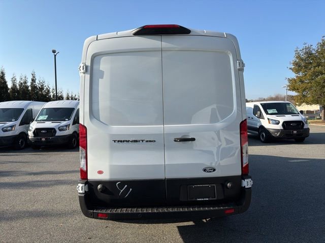 New 2026 Ford Transit 250 148 Medium Roof w/ Load Area Protection Package image 4