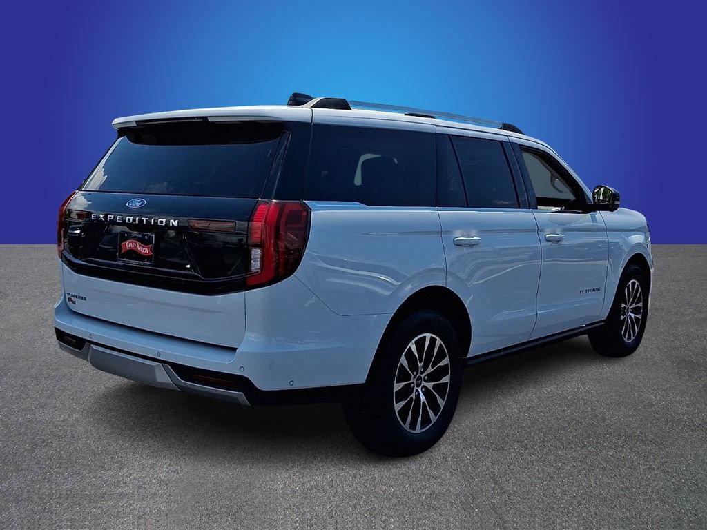 Used 2025 Ford Expedition Platinum AWD/4WD image 4