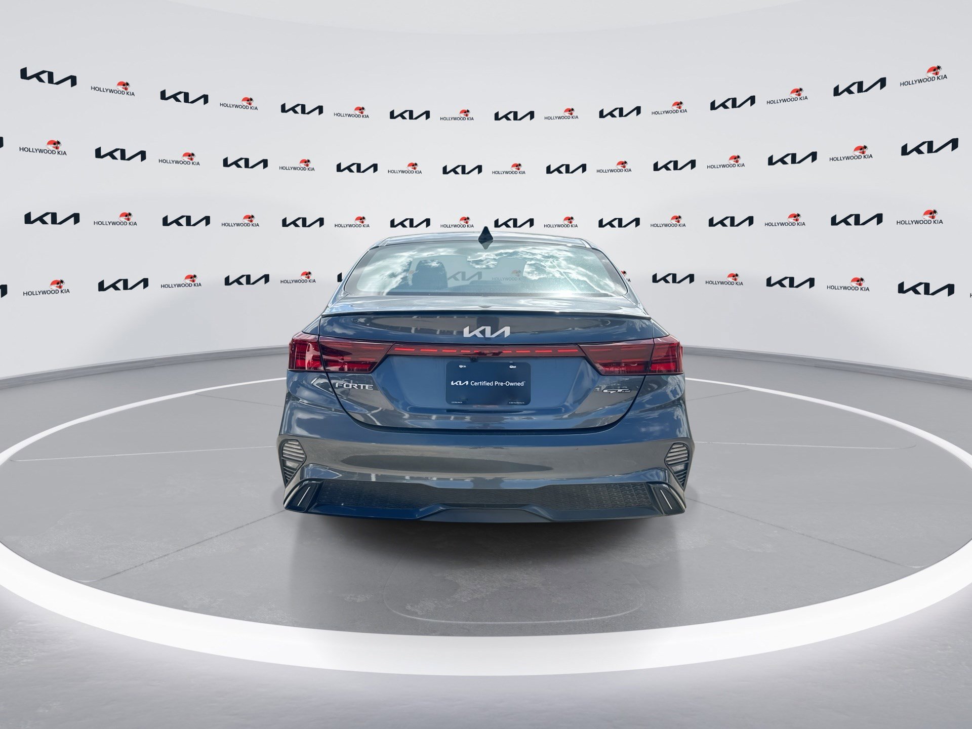 Used 2023 Kia Forte GT-Line image 7