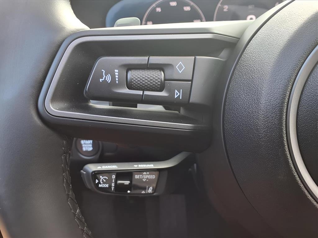 Used 2025 Porsche 911 Carrera image 19