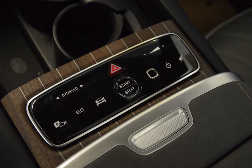 New 2026 Mercedes-Benz EQS 550 4MATIC SUV image 27