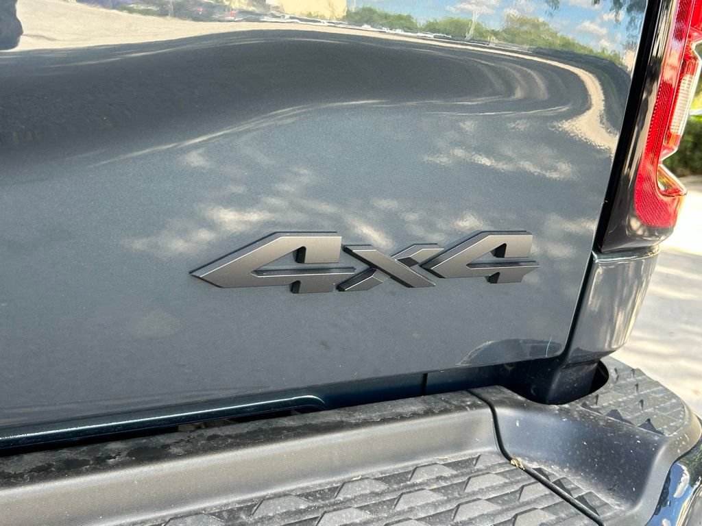 New 2026 RAM 2500 Big Horn AWD/4WD image 30