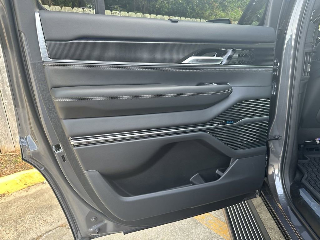 New 2024 Jeep Grand Wagoneer Series II w/ Quick Order Packagew 28T image 19