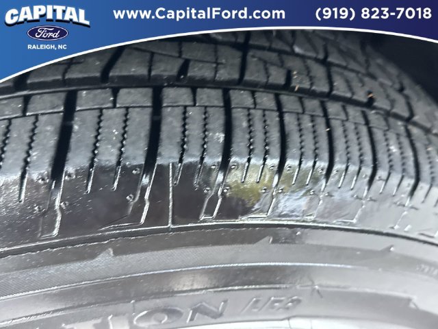 Used 2021 Ford Explorer XLT w/ Equipment Group 202A RWD image 14
