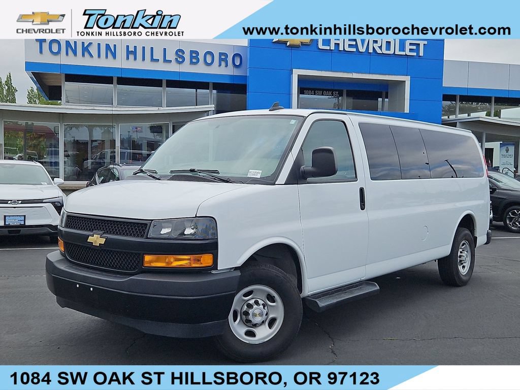 Used 2023 Chevrolet Express 3500 LS RWD image 1