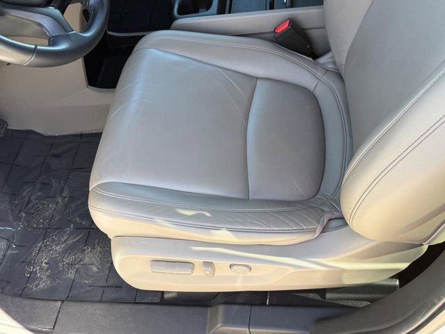 Used 2023 Honda Odyssey Touring image 16