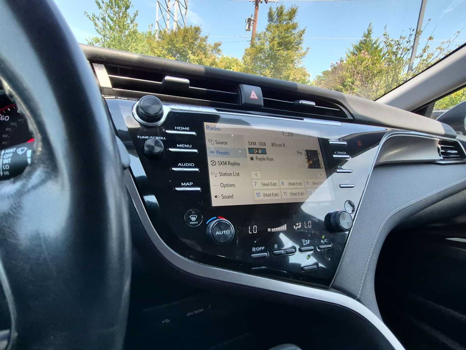 Used 2020 Toyota Camry XSE FWD image 30