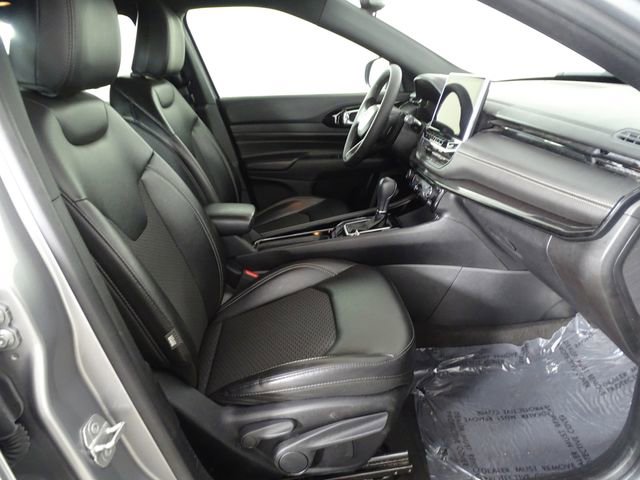 Used 2023 Jeep Compass Altitude image 13