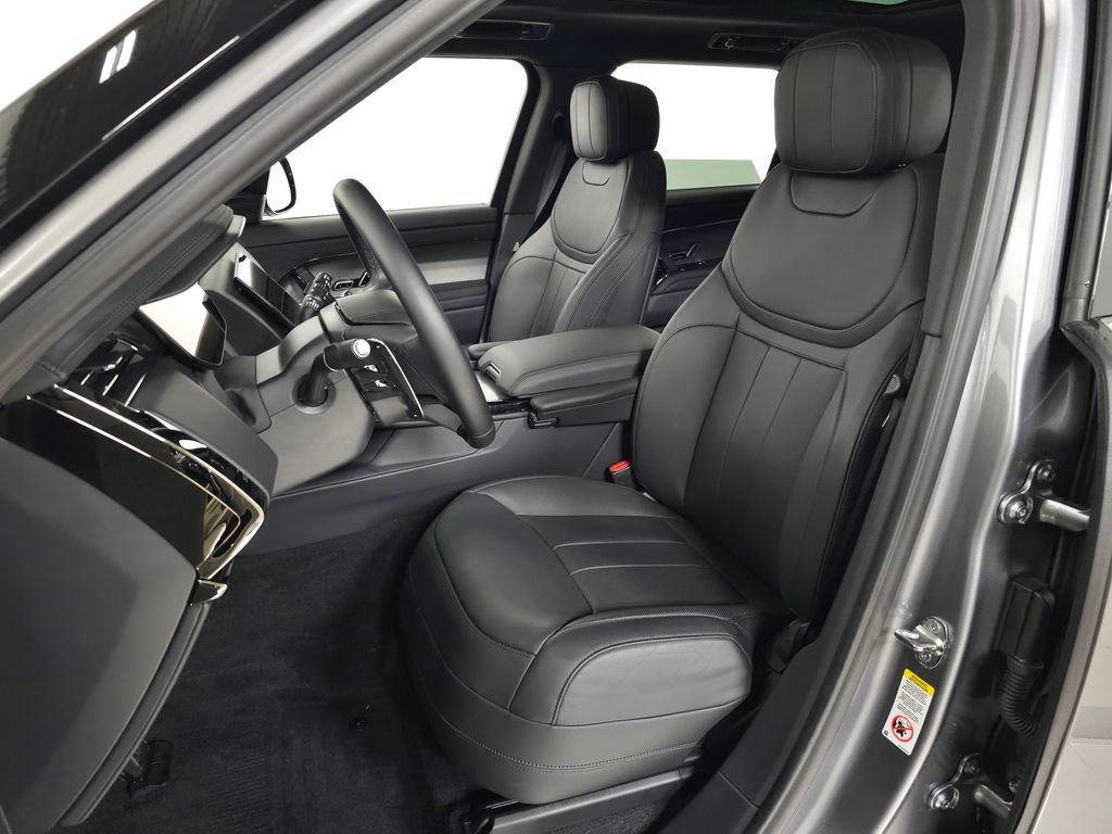 Used 2025 Land Rover Range Rover Sport Dynamic SE AWD/4WD image 18