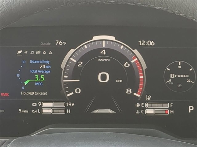 New 2025 Toyota Tundra Limited image 26