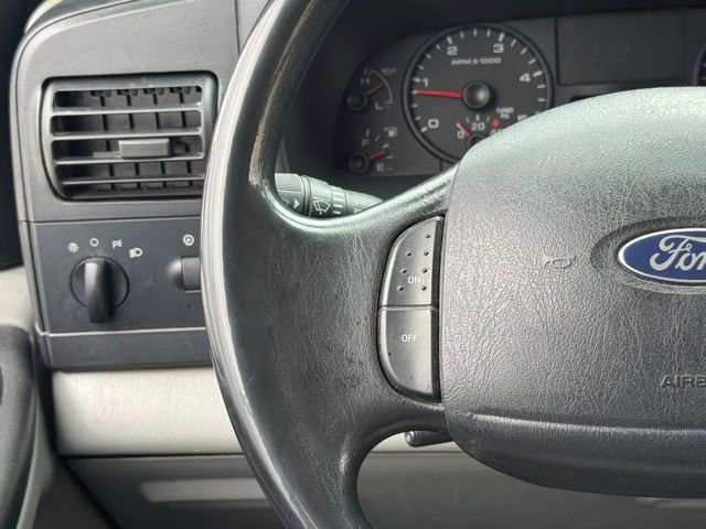 Used 2005 Ford F350 XLT image 18