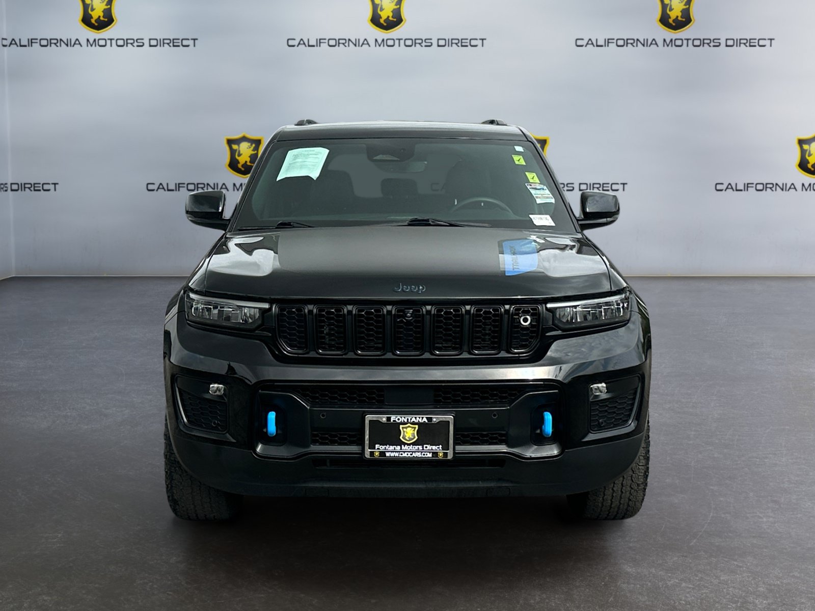Used 2022 Jeep Grand Cherokee Trailhawk w/ Advanced Protech Group II AWD/4WD image 8