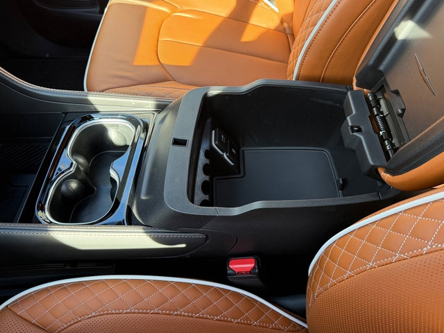 New 2026 Chrysler Pacifica Pinnacle image 40