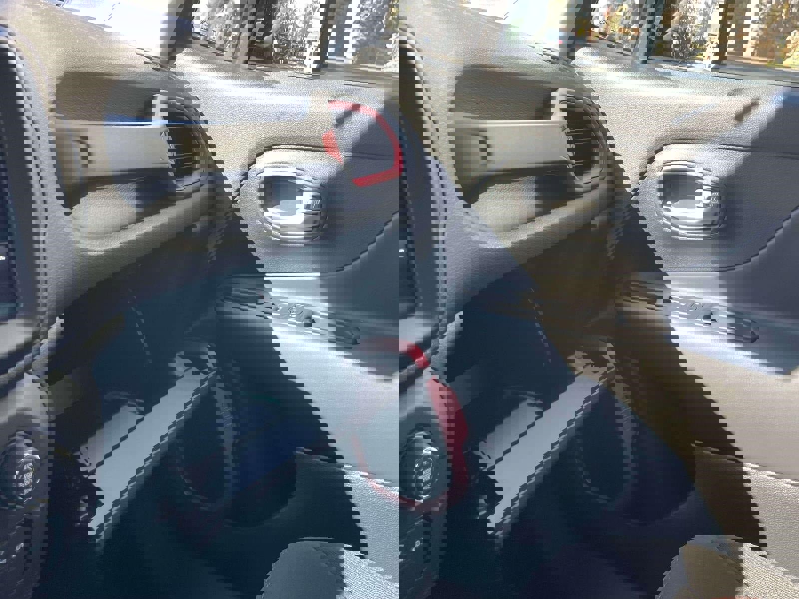 Used 2023 Jeep Renegade Trailhawk image 33