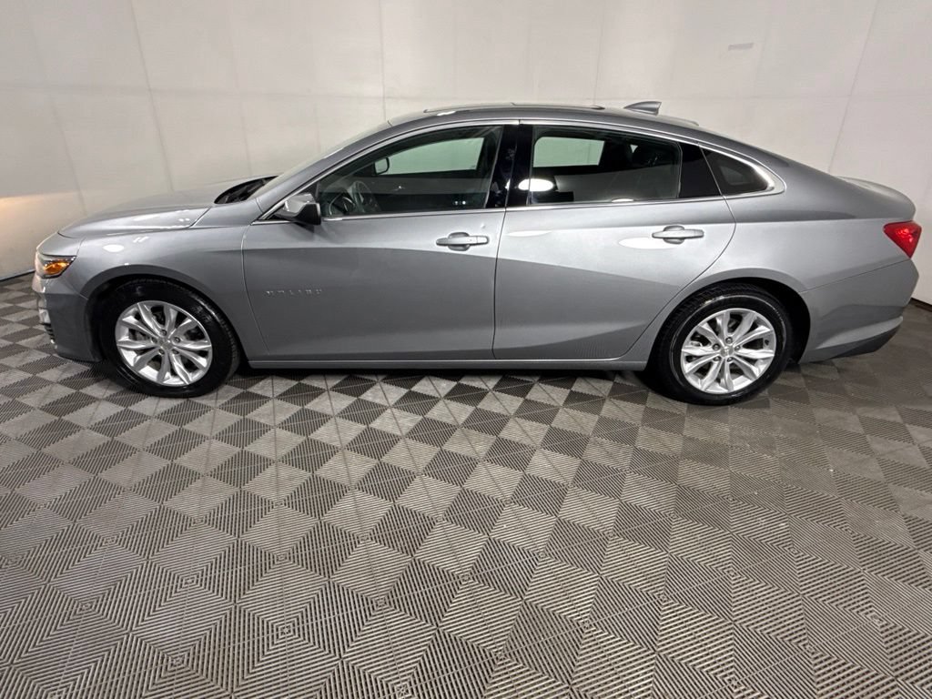 Used 2024 Chevrolet Malibu LT FWD image 7