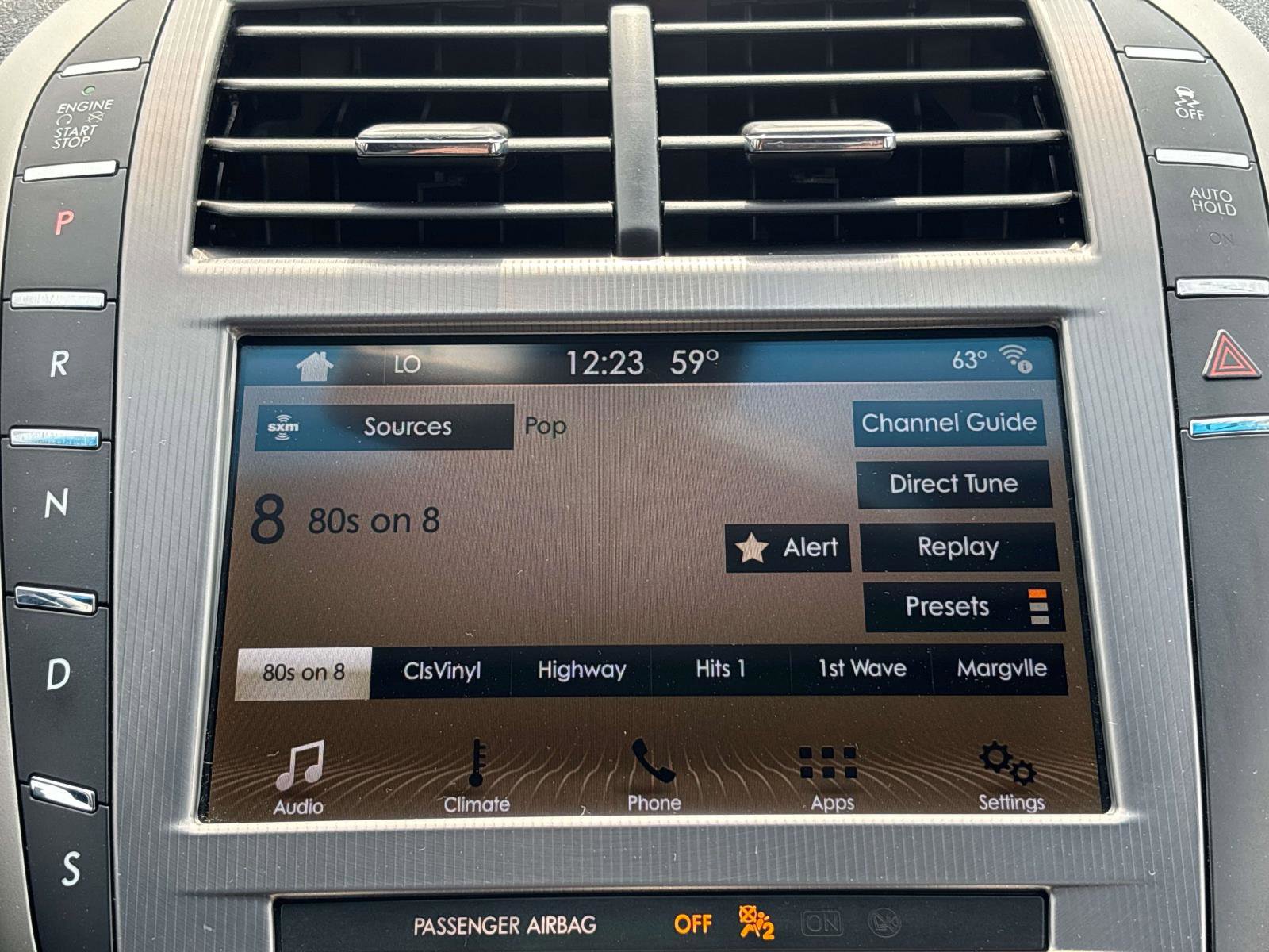 Used 2019 Lincoln MKZ Premiere AWD/4WD image 16