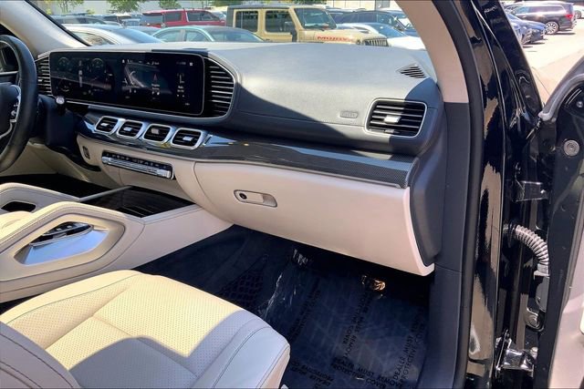 Used 2020 Mercedes-Benz GLS 450 4MATIC image 15
