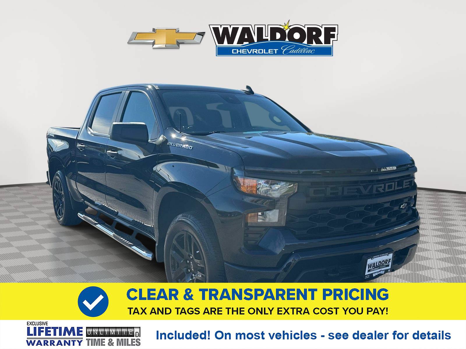 Used 2023 Chevrolet Silverado 1500 Custom AWD/4WD image 1