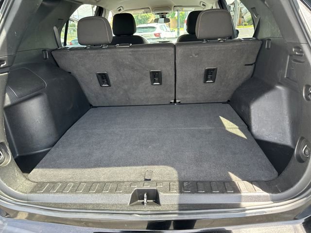 Used 2021 Chevrolet Equinox LT FWD image 24