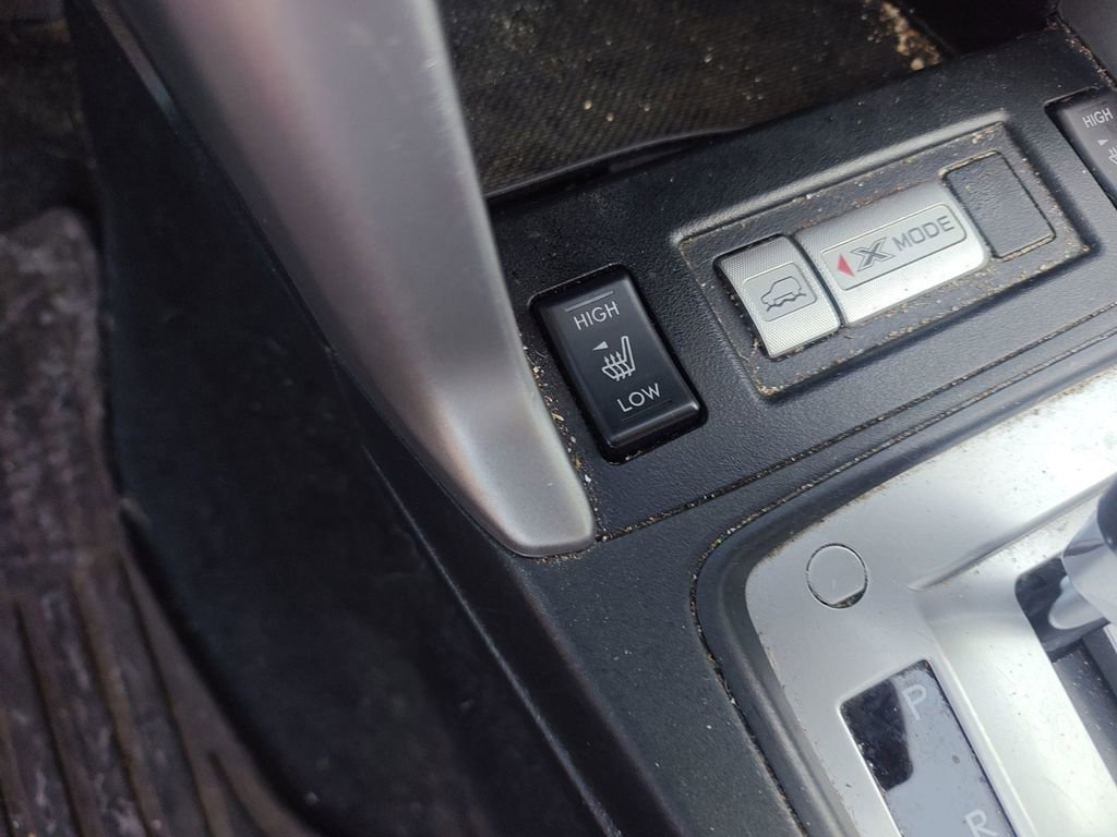 Used 2018 Subaru Forester 2.5i Premium w/ All-Weather Package image 9