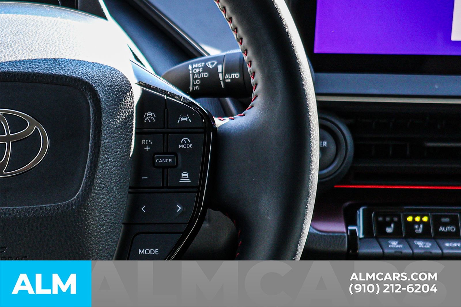 Used 2024 Toyota Prius Prime Premium w/ Advanced Technology Package FWD image 29