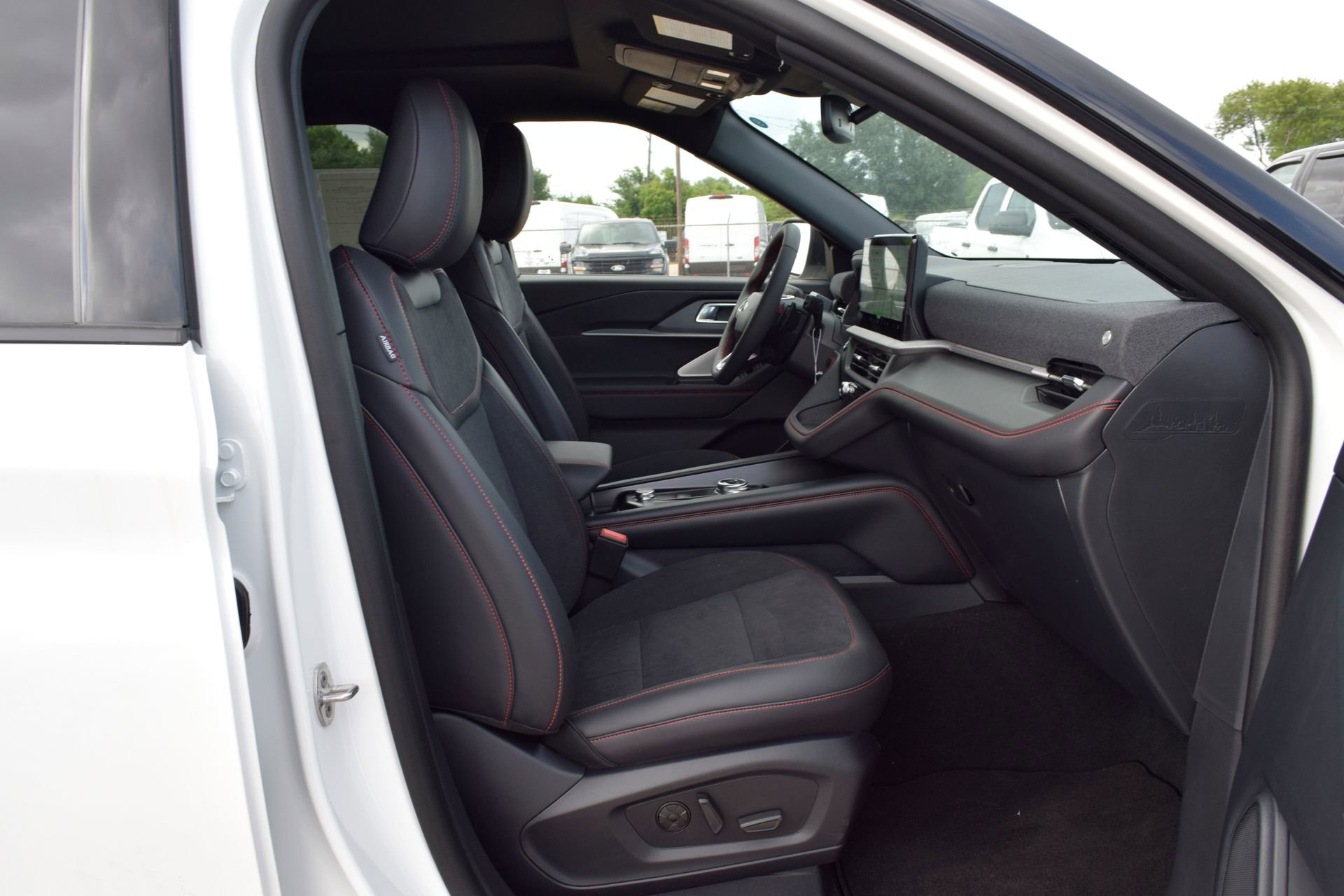 New 2026 Ford Explorer ST AWD/4WD image 25