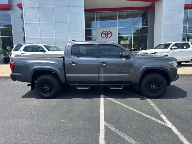 Used 2021 Toyota Tacoma SR5 AWD/4WD image 2