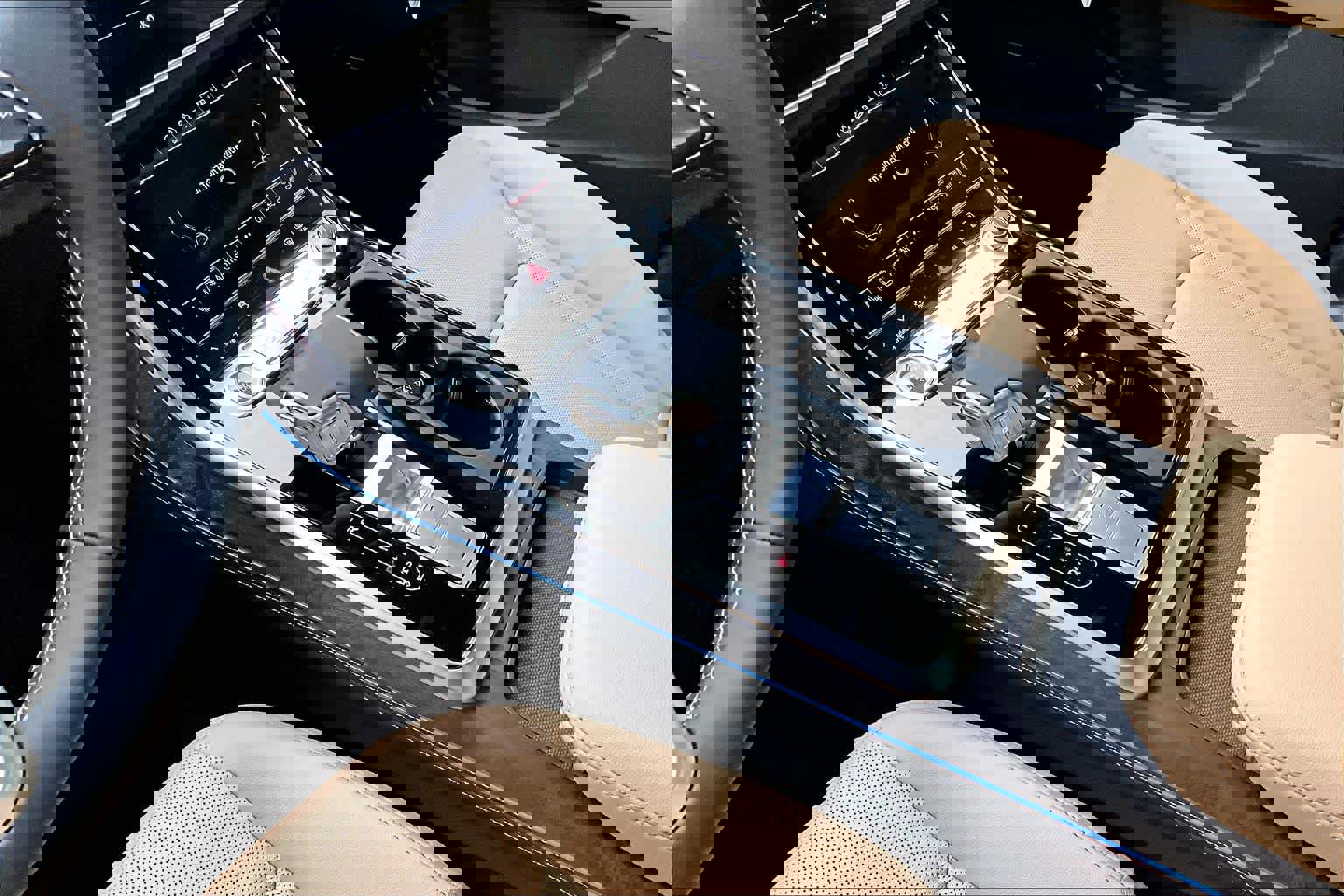 Used 2025 Audi Q7 Premium Plus image 17