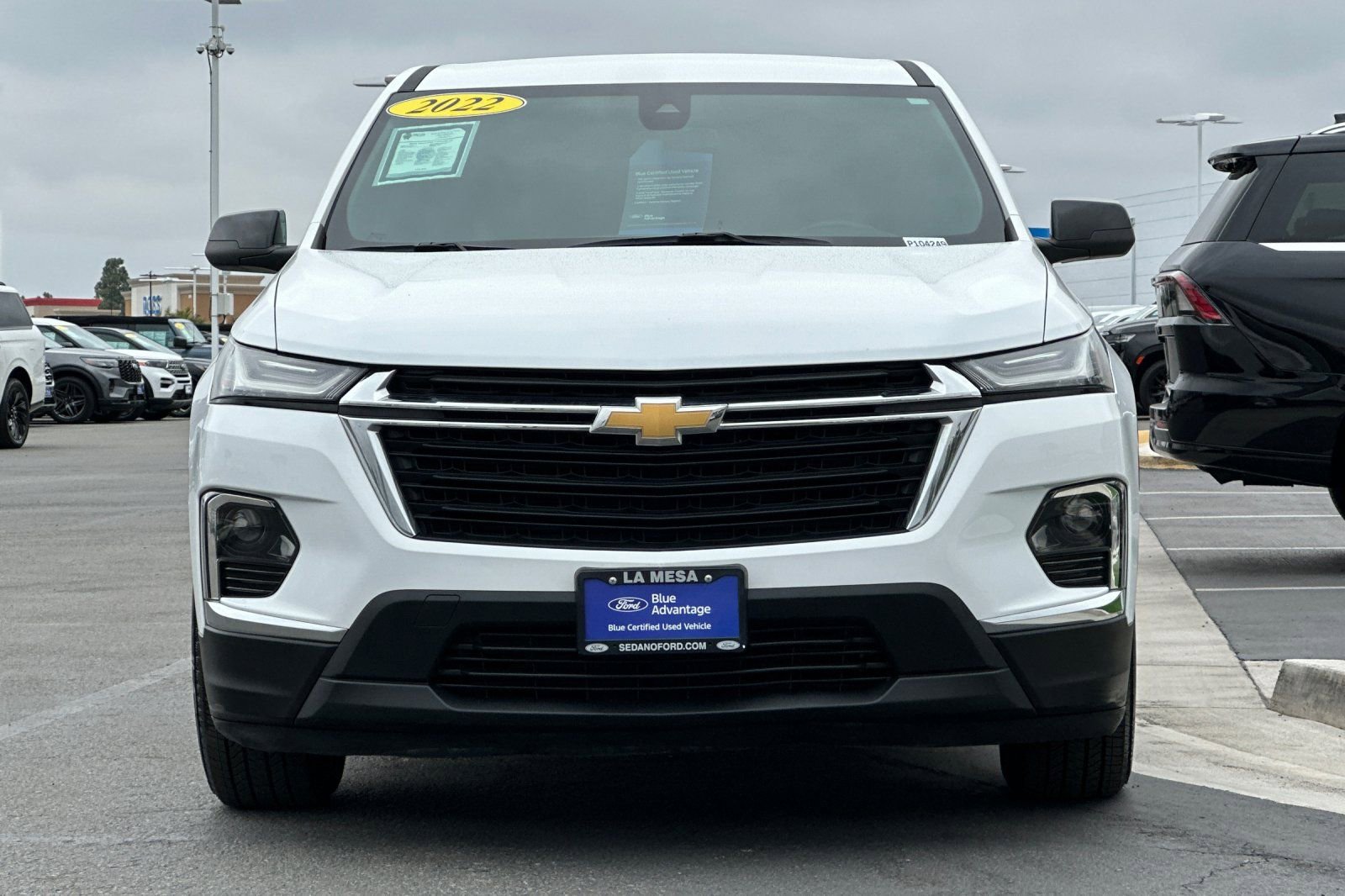 Used 2022 Chevrolet Traverse LS FWD image 8