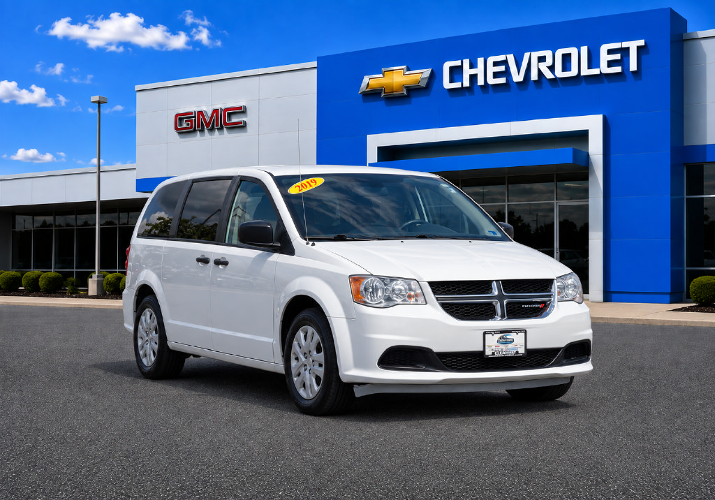 Used 2019 Dodge Grand Caravan SE w/ UConnect Hands-Free Group