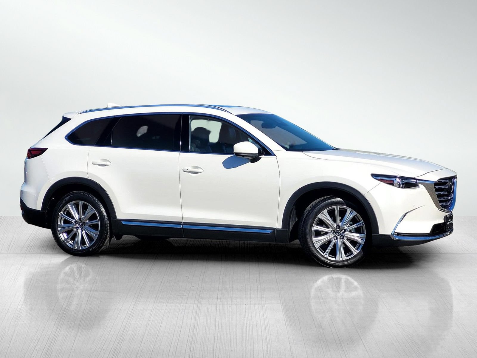 Certified 2022 MAZDA CX-9 Signature AWD/4WD image 3