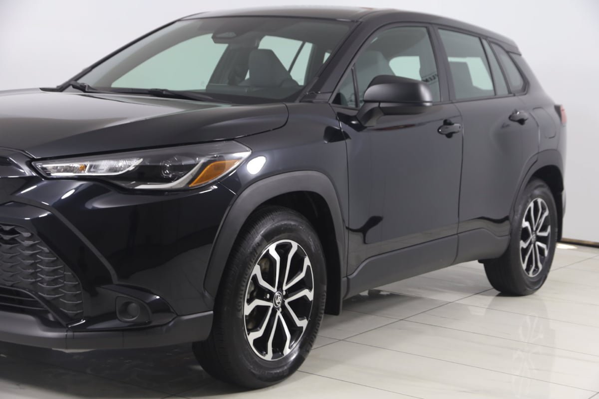 Used 2025 Toyota Corolla Cross AWD Hybrid image 38