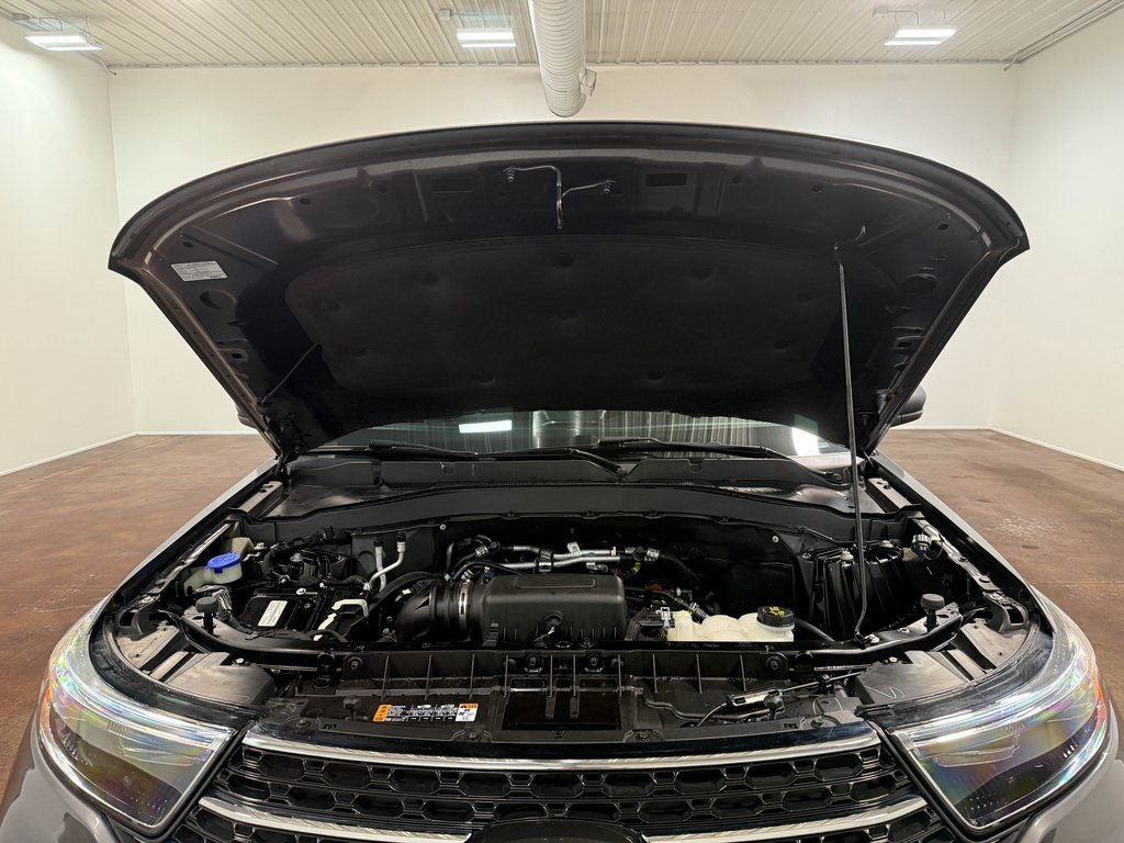 Used 2022 Ford Explorer XLT image 87