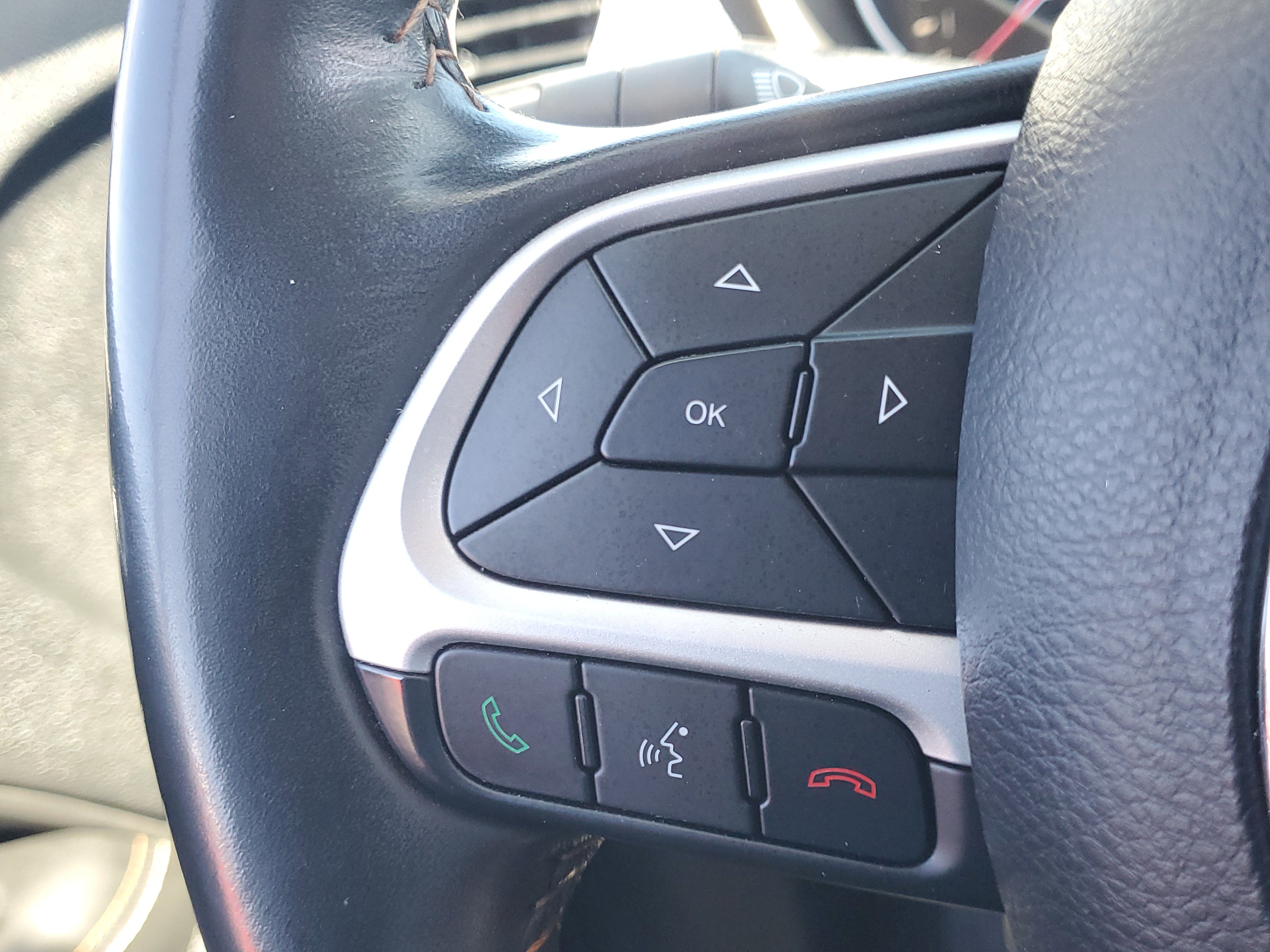 Used 2019 Jeep Compass Latitude image 20