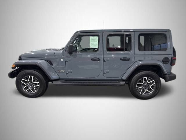 Used 2024 Jeep Wrangler Sahara w/ Technology Group image 2