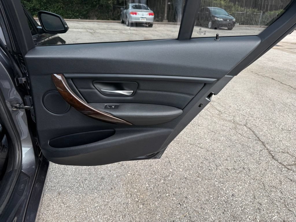 Used 2015 BMW 328i xDrive Sedan AWD/4WD image 37