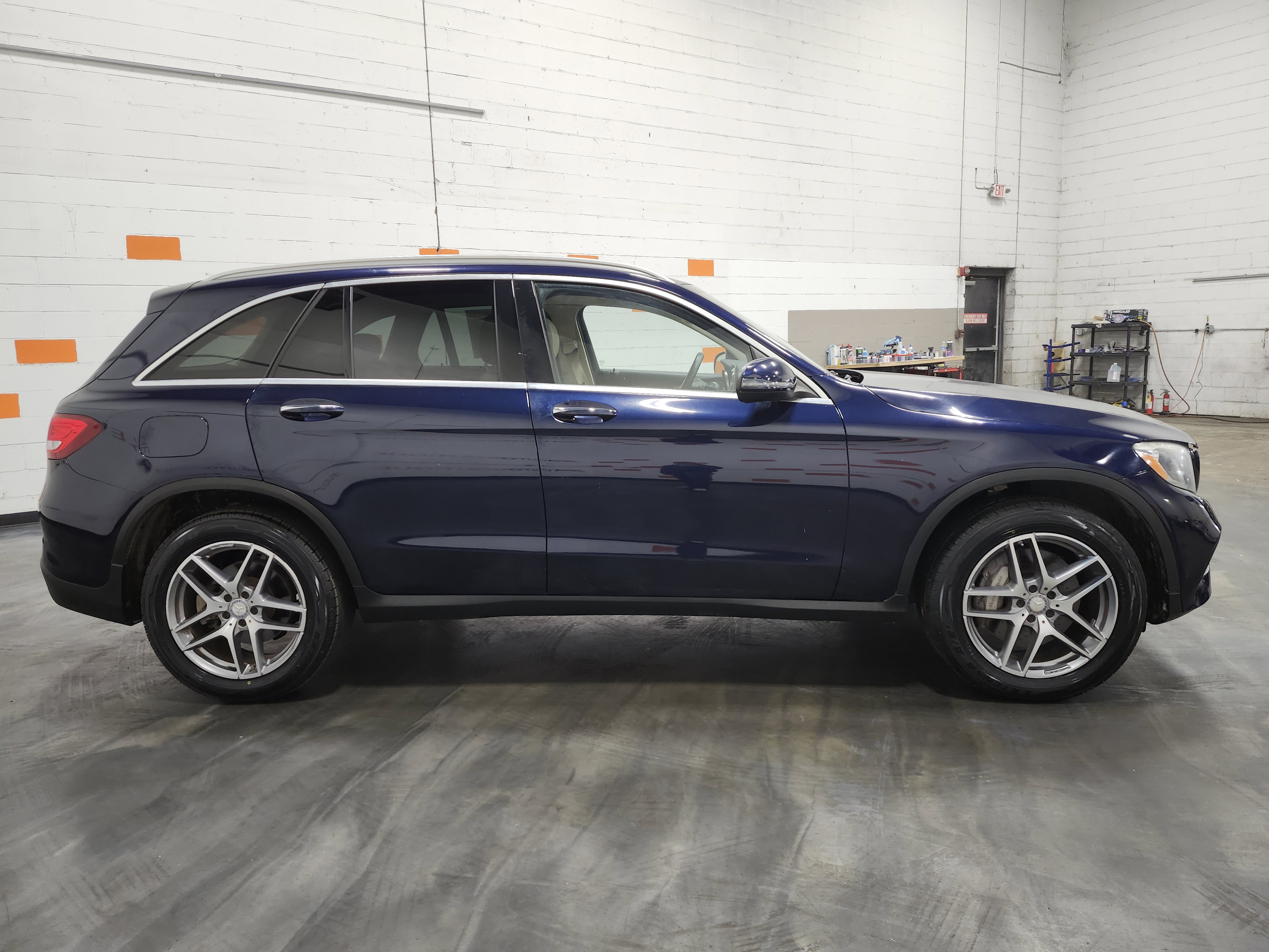 Used 2016 Mercedes-Benz GLC 300 4MATIC image 18