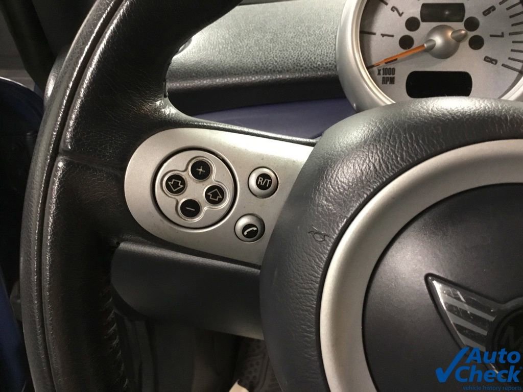 Used 2006 MINI Cooper Convertible image 39