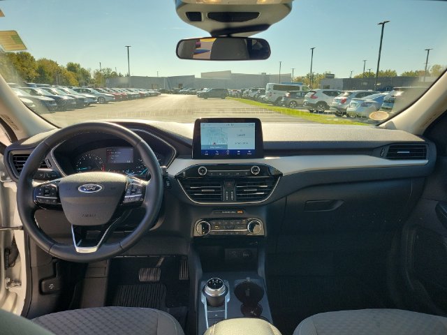 Used 2022 Ford Escape SE w/ Convenience Package FWD image 21