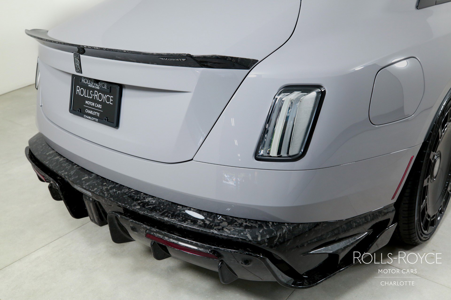 Used 2025 Rolls-Royce Spectre Black Badge w/ Spectre Enhancement Package image 41