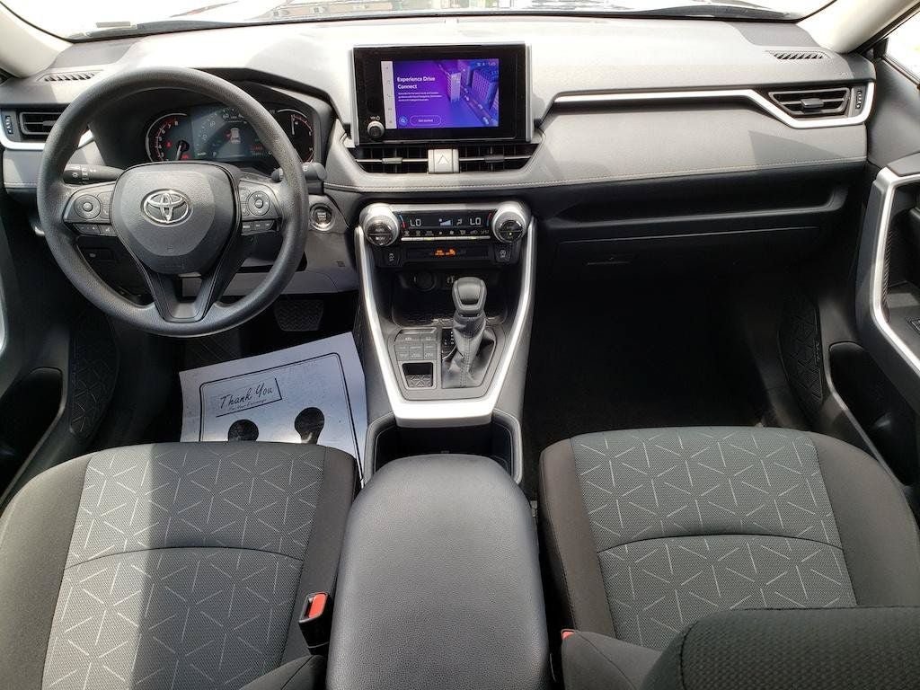 Certified 2025 Toyota RAV4 XLE AWD/4WD image 11