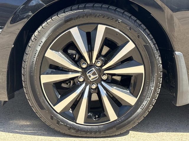 Used 2024 Honda Civic EX image 6